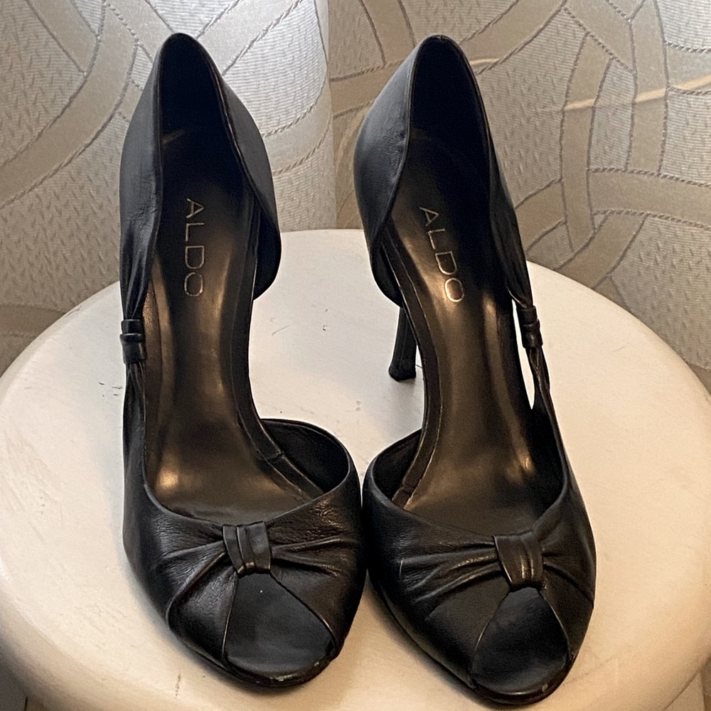 Aldo Black Leather Summer Pretty Heels Sz 38